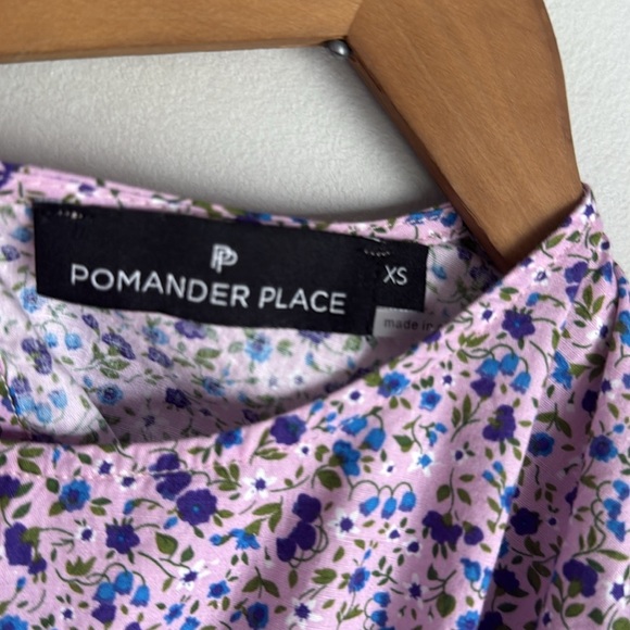 Tuckernuck's Pomander Place Mollie Blouse XS - Picture 5 of 9